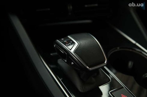 Volkswagen Touareg 2018 - фото 18