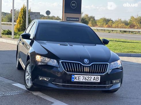 Skoda Superb 2015 - фото 2