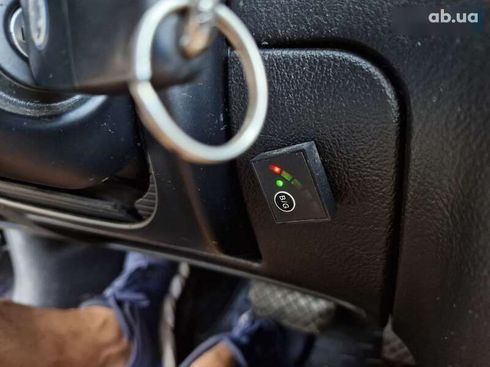 Volkswagen Passat 2001 - фото 14