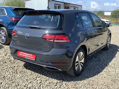 Volkswagen e-Golf 2020 - фото 11