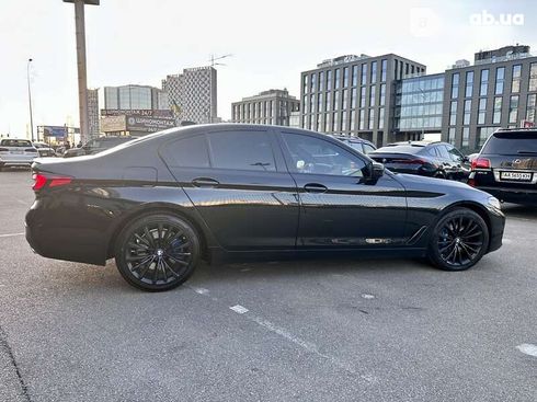 BMW 5 серия 2021 - фото 13
