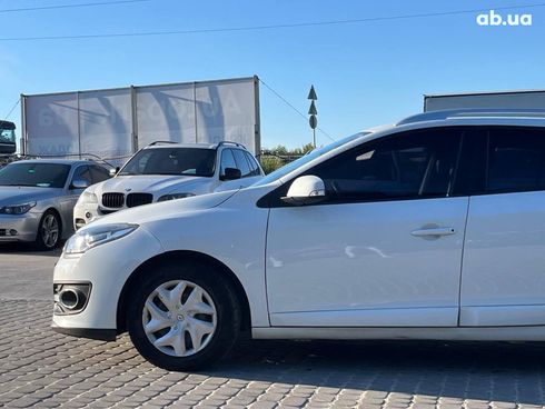Renault Megane 2016 белый - фото 31