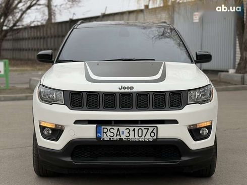 Jeep Compass 2021 - фото 14