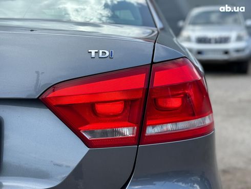 Volkswagen Passat 2014 серый - фото 12