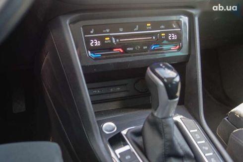 Volkswagen Tiguan 2021 - фото 28