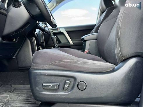 Toyota Land Cruiser Prado 2014 - фото 17