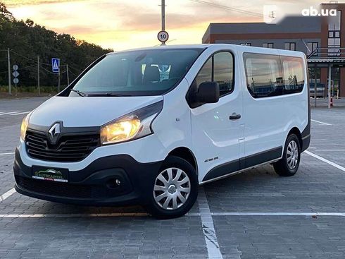 Renault Trafic 2015 - фото 2