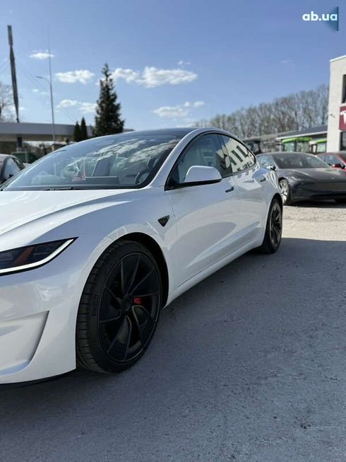Tesla Model 3 2024 - фото 7