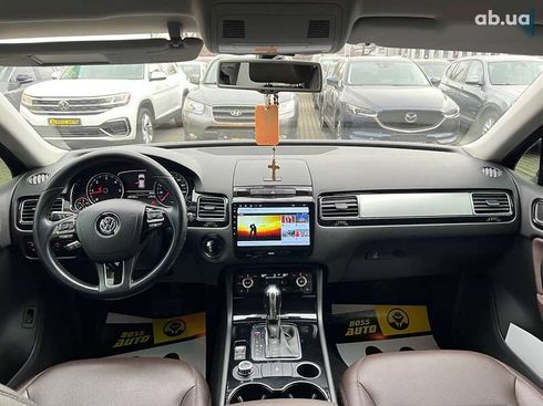 Volkswagen Touareg 2012 - фото 16