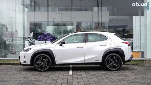 Lexus UX 2021 - фото 3