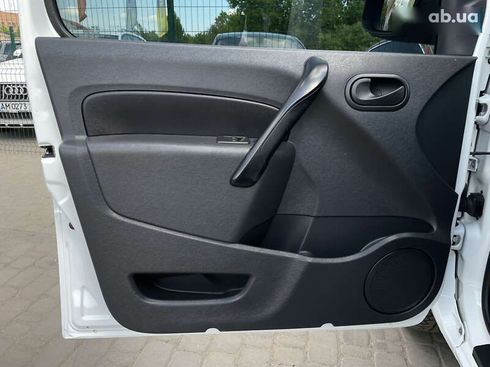 Renault Kangoo 2019 - фото 23