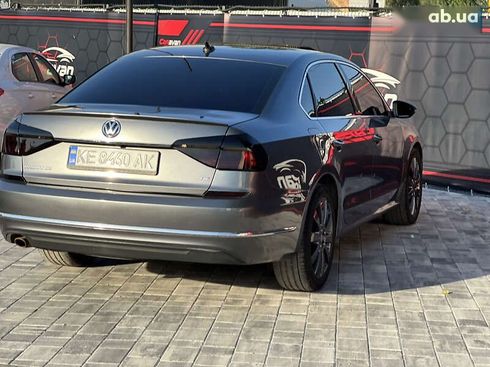 Volkswagen Passat 2017 - фото 8