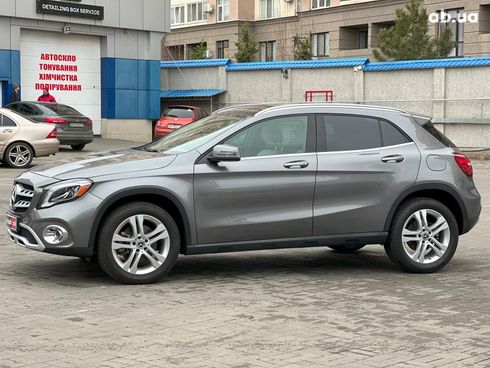 Mercedes-Benz GLA-Класс 2019 серый - фото 8