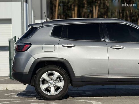 Jeep Compass 2021 - фото 9