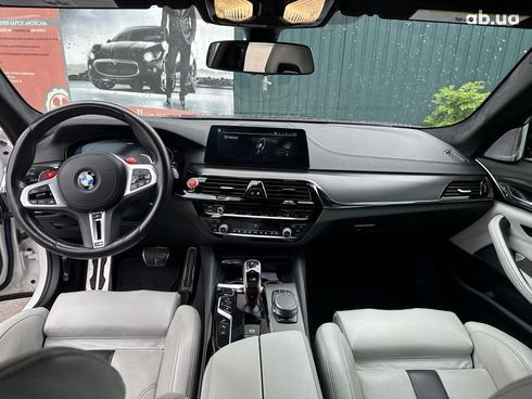 BMW M5 2020 фиолетовый - фото 10