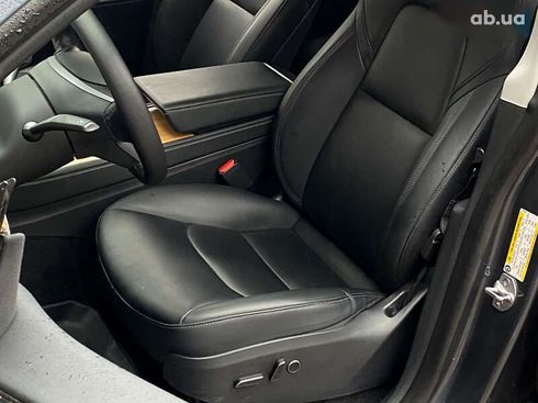 Tesla Model Y 2022 - фото 12