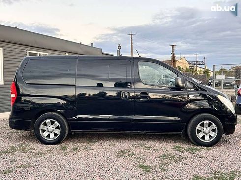 Hyundai H-1 2012 - фото 4
