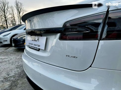 Tesla Model S 2021 - фото 15
