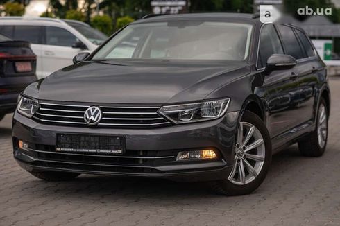 Volkswagen Passat 2017 - фото 11