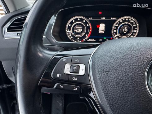 Volkswagen Tiguan 2017 серый - фото 23