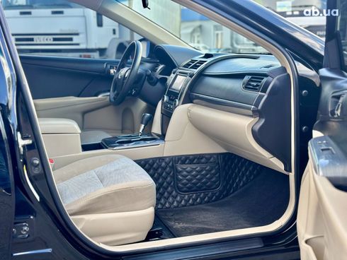 Toyota Camry 2013 черный - фото 20