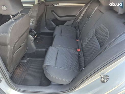 Skoda Superb 2019 - фото 28