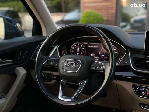 Audi Q5 2018 - фото 12