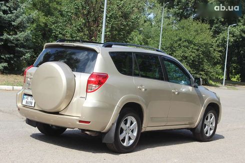 Toyota RAV4 2007 - фото 10