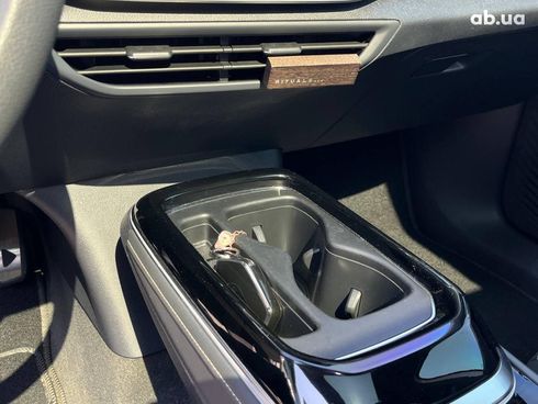 Volkswagen ID.4 2021 белый - фото 61