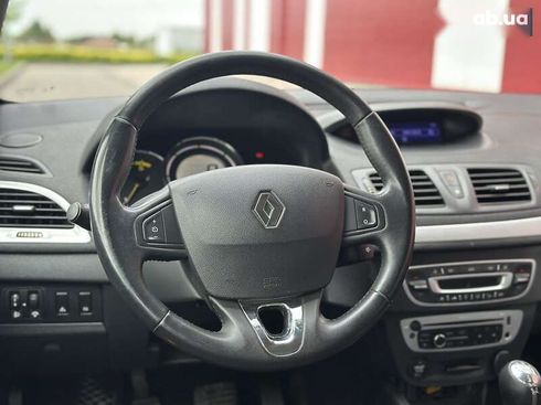 Renault Megane 2013 - фото 15