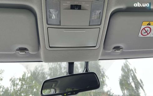 Toyota RAV4 2017 - фото 18