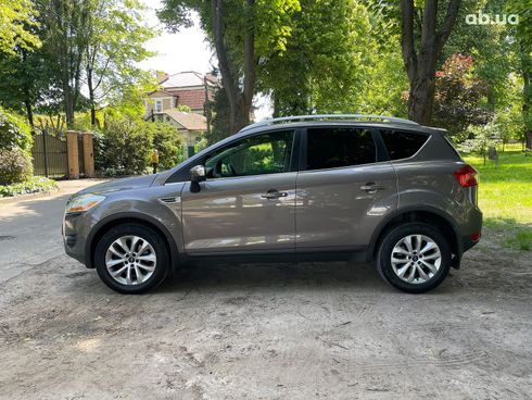 Ford Kuga 2012 коричневый - фото 12