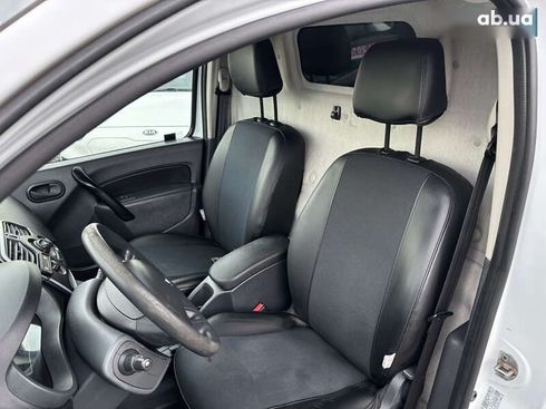 Renault Kangoo 2019 - фото 22