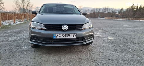 Volkswagen Jetta 2016 серый - фото 6