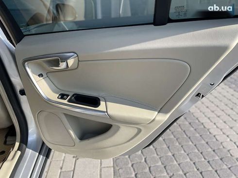 Volvo S60 2015 - фото 14