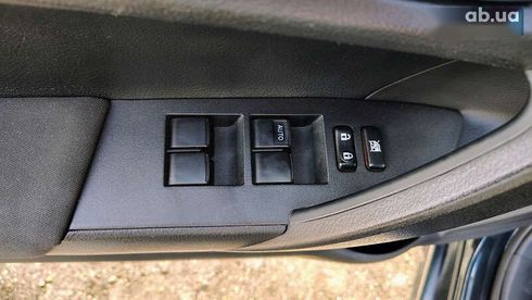 Toyota Corolla 2013 - фото 19