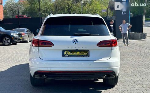 Volkswagen Touareg 2018 - фото 5