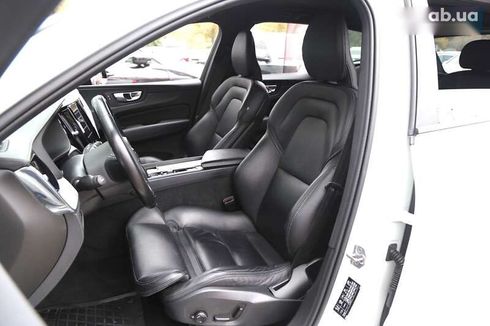 Volvo XC60 2019 - фото 9