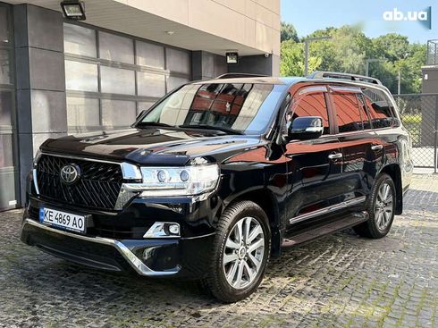 Toyota Land Cruiser 2017 - фото 8