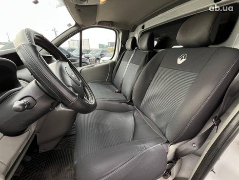 Renault Trafic 2014 белый - фото 38