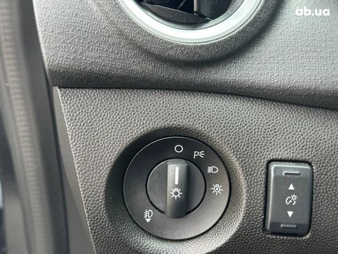 Ford Fiesta 2019 серый - фото 20