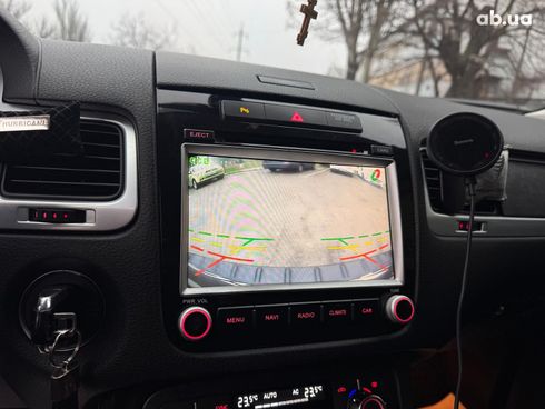 Volkswagen Touareg 2012 черный - фото 28