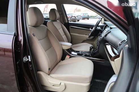 Kia Sorento 2013 - фото 12