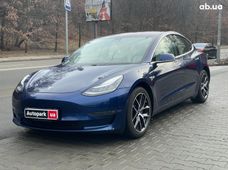 Продаж б/у седан Tesla Model 3 - купити на Автобазарі