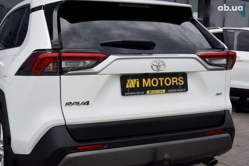 Toyota RAV4 2020 - фото 8