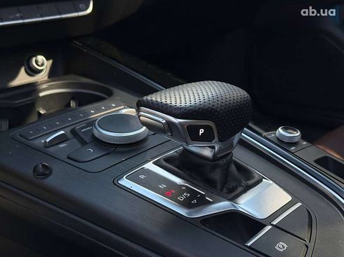 Audi A4 2017 - фото 19
