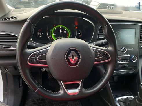 Renault Megane 2017 - фото 13