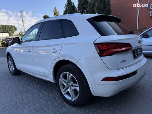 Audi Q5 2018 - фото 12