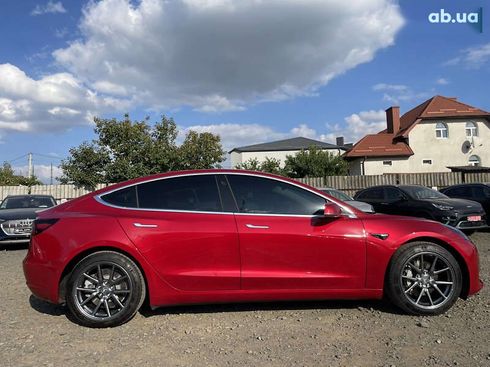 Tesla Model 3 2020 - фото 9