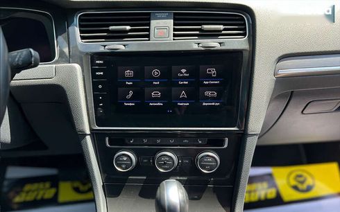 Volkswagen e-Golf 2020 - фото 11